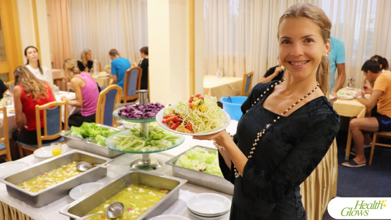 The organiser of the 'Serbian Fruit Festival', Marina from 'Health Glows', at one of the dinners served at the 'Serbian Fruit Festival' in 2023.