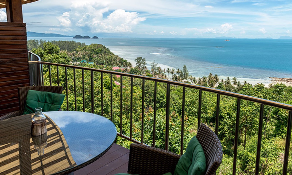 The balcony of one of the rooms with a sea view at the 'Health Glows Thai Retreat' 2025.